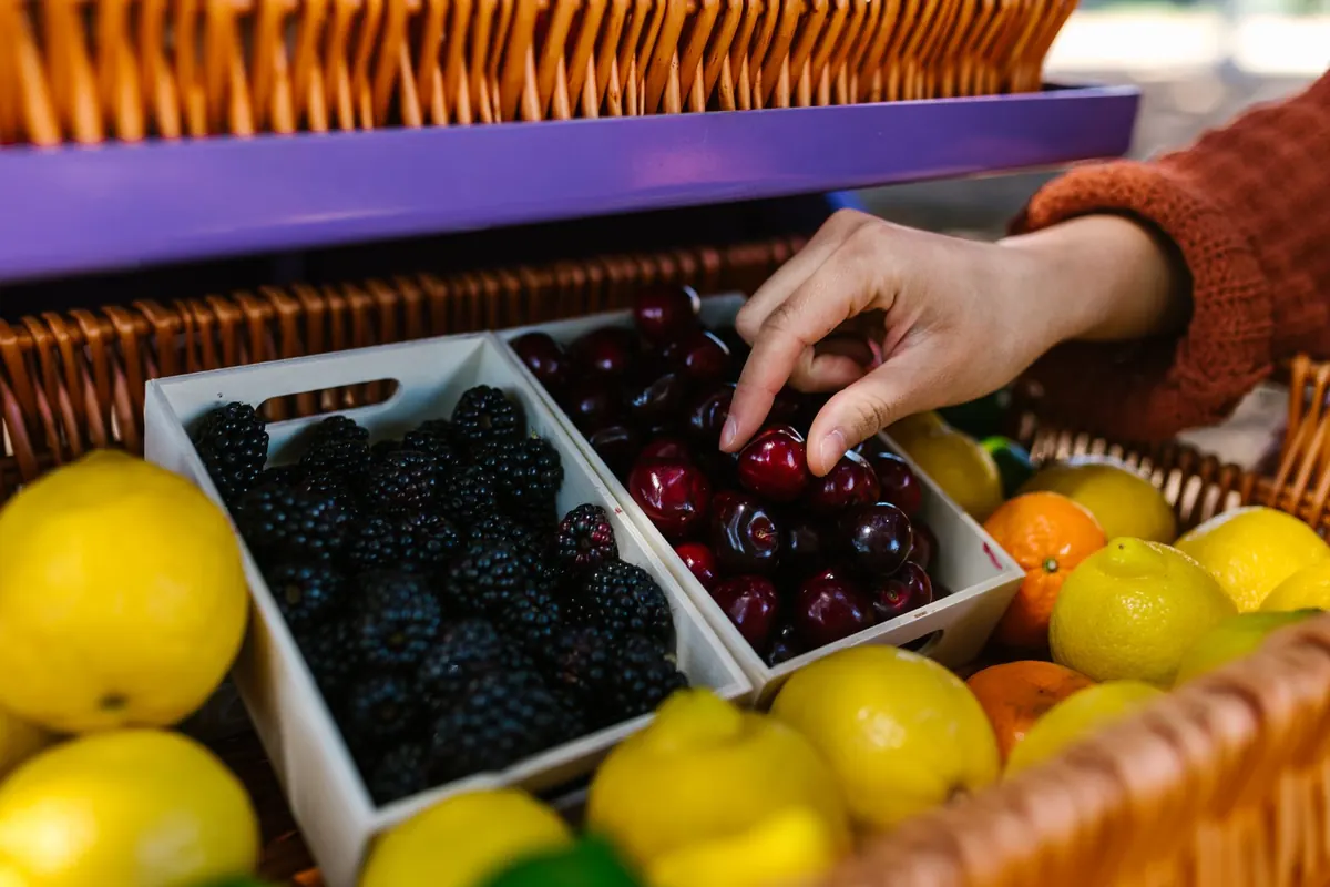 The Fruit Ripening Checklist: 12 Signs to Check Before You Eat or Store